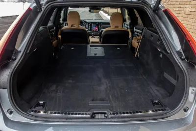V90 Cross Country